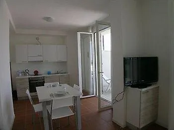 Alba Fogliano Marina