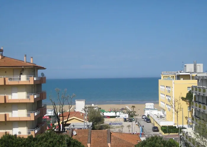 Alba Apart-hotel 3*